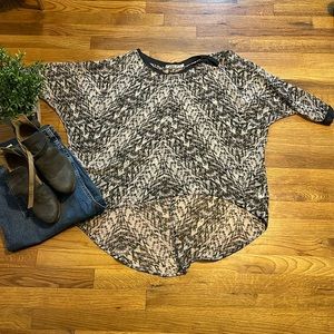 Chloe K Womens Large Sheer High low Gray Print Oversized Top Shirt Blouse